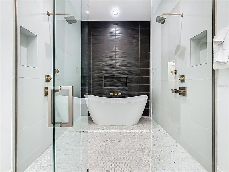 Furnished interior view inside a new home in , Reunion (Image 33). Furnished interior view inside a new home in , Reunion (Image 33).