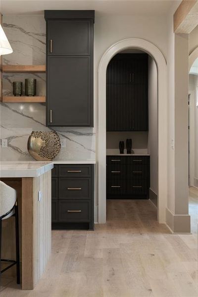 Furnished interior view inside a new home in , Roswell (Image 9).