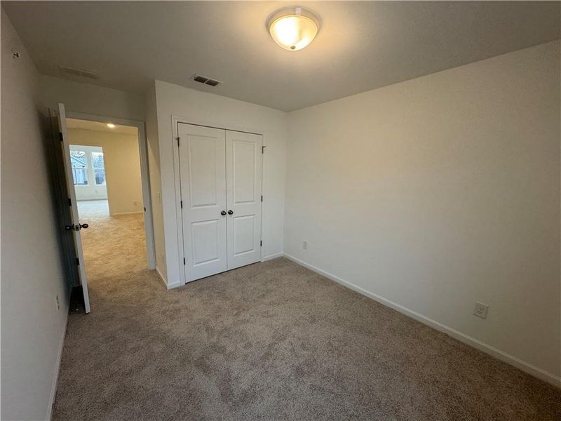 Spacious, unfurnished interior of a new home in Laurelwood, Douglasville (Image 24).