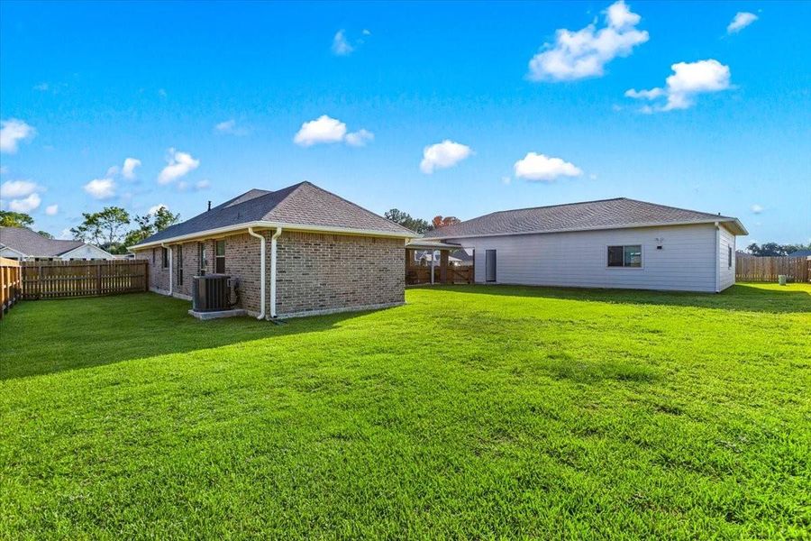 Exterior details and patio area of a home in , League City (Image 22). Exterior details and patio area of a home in , League City (Image 22).
