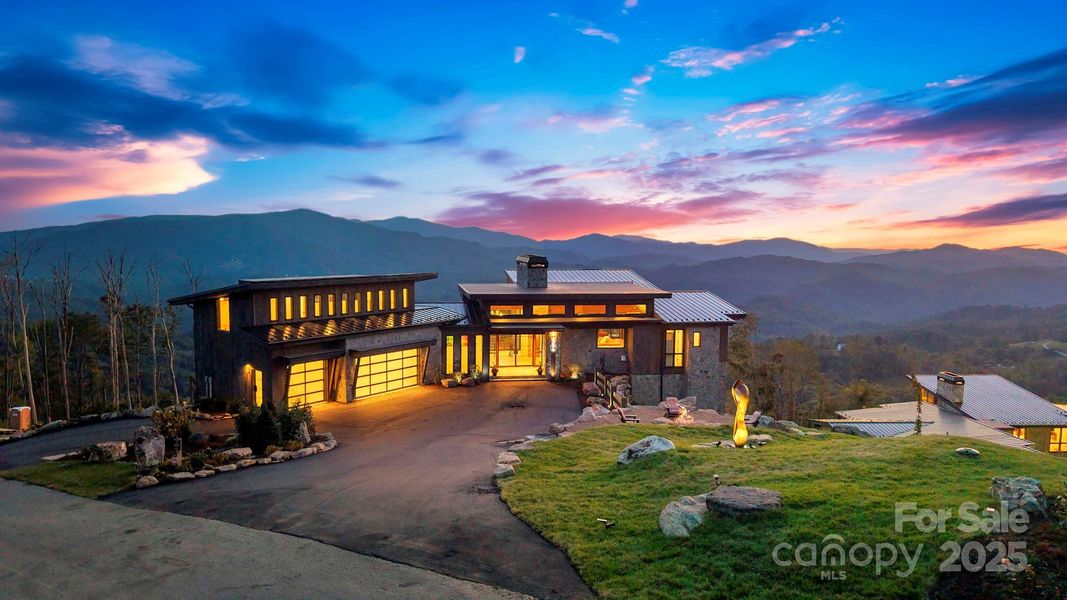 Image 39 of a home in .