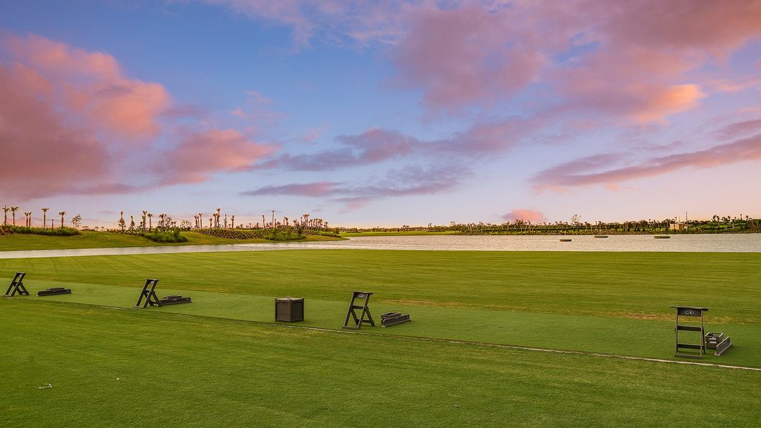 Community amenities in Esplanade at Azario Lakewood Ranch, Bradenton (Image 78).