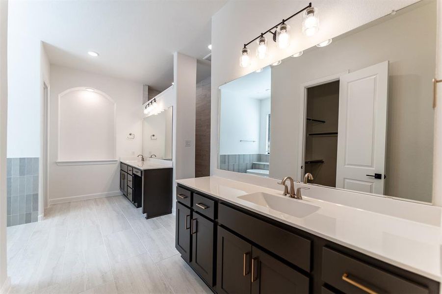 Furnished interior view inside a new home in Sonoma Verde, Rockwall (Image 10).