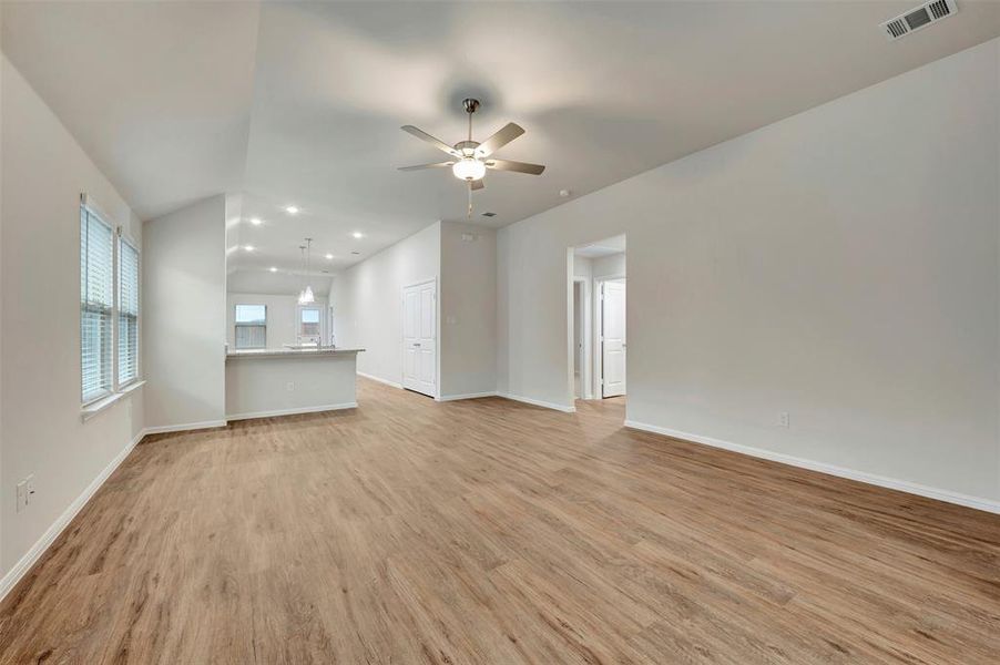 Spacious, unfurnished interior of a new home in ValleyBrooke, Mesquite (Image 21).