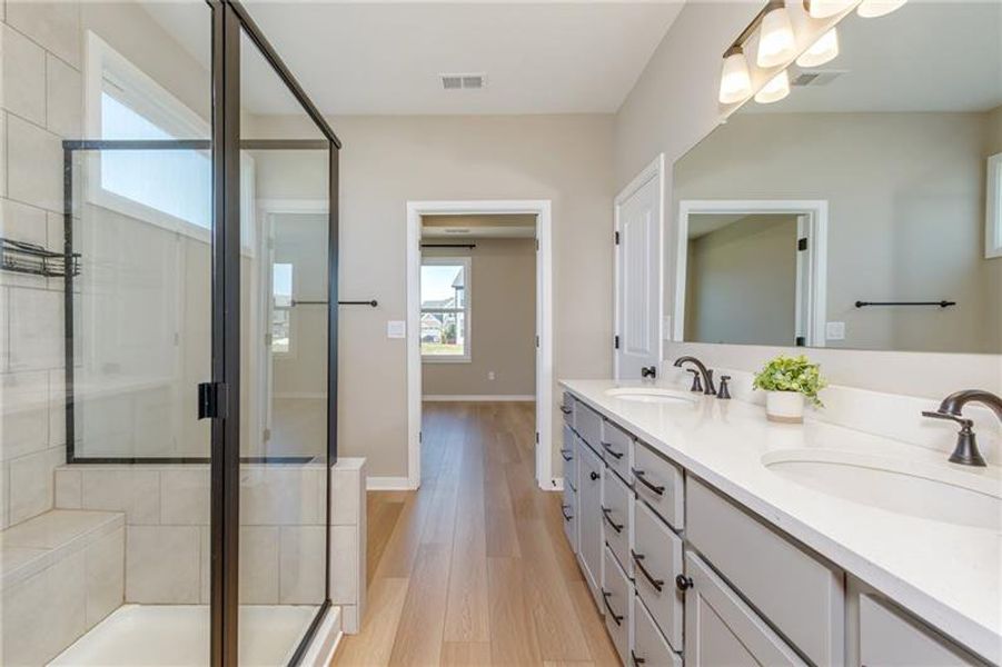 Furnished interior view inside a new home in Sweetbay Farm, Lawrenceville (Image 7).