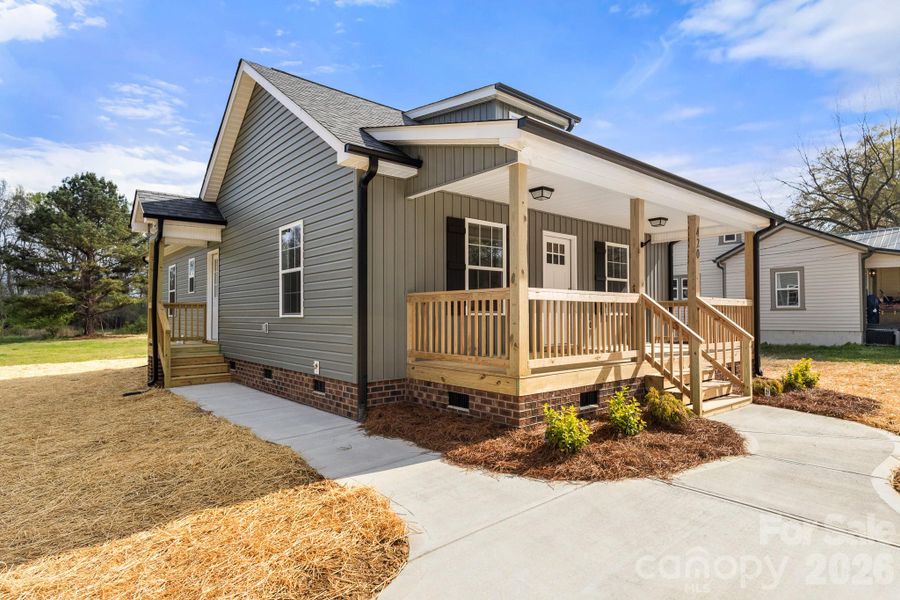 Exterior details and patio area of a home in , York (Image 27).
