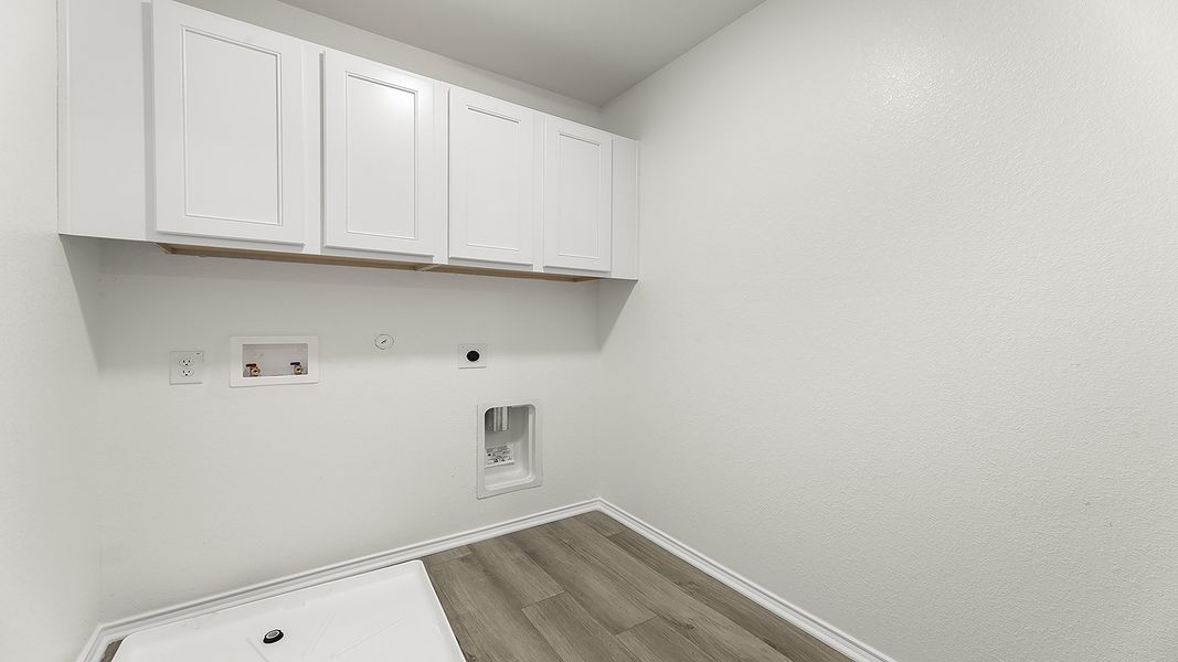 Spacious, unfurnished interior of a new home in Heartland Townhomes, Heartland (Image 21).