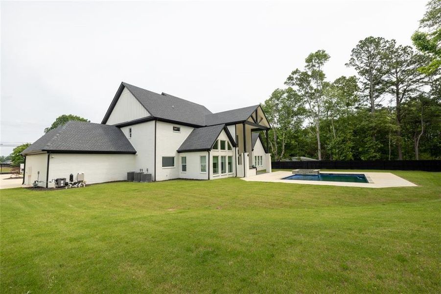 Image 38 of a home in .