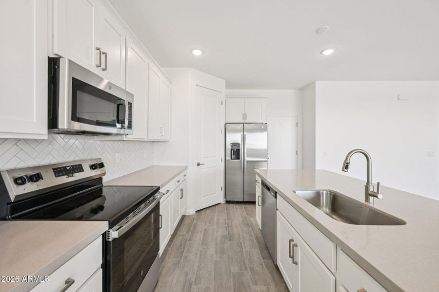 15-web-or-mls-W Camino de Oro-S1103-015