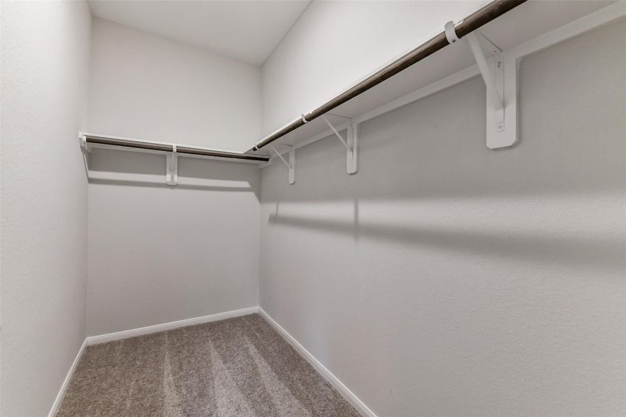 Spacious, unfurnished interior of a new home in Caney Creek Place, Conroe (Image 75).