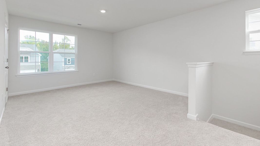 Spacious, unfurnished interior of a new home in Middleton, Greensboro (Image 19).