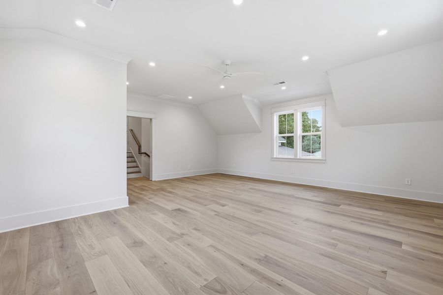 Spacious, unfurnished interior of a new home in , Mount Pleasant (Image 70).
