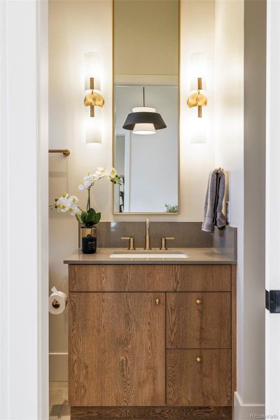 Main floor en-suite bathroom with a shower