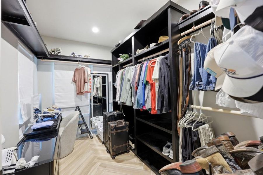 Furnished interior view inside a new home in , Helen (Image 40).