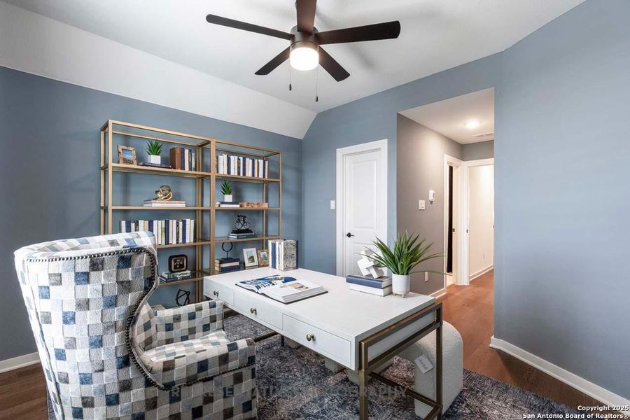 Furnished interior view inside a new home in The Ranches at Creekside, Boerne (Image 15). Furnished interior view inside a new home in The Ranches at Creekside, Boerne (Image 15).