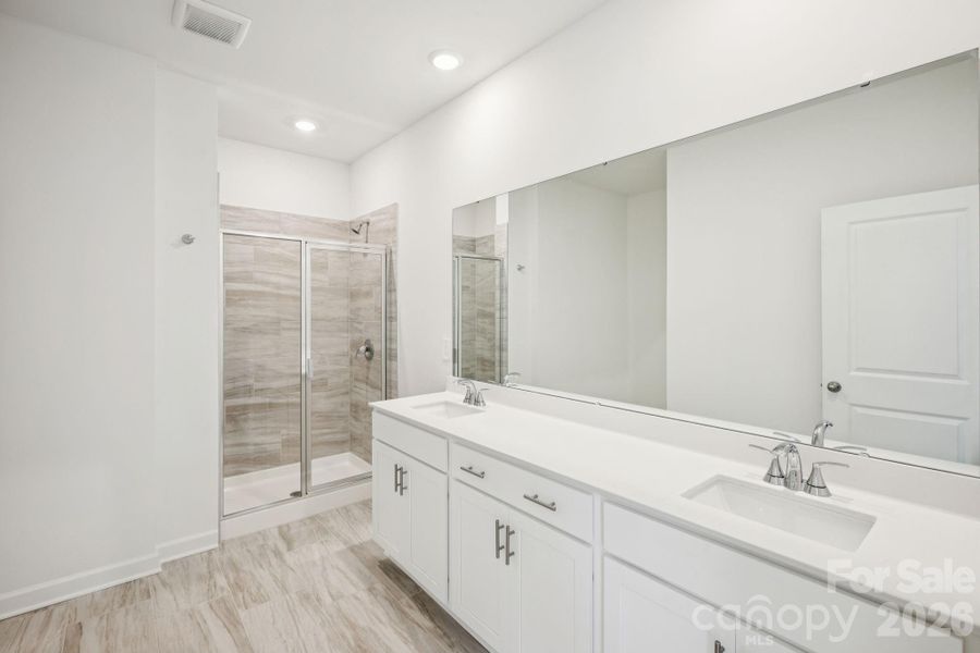 Photo is not of the actual home but is an inspirational photo of builder’s model home and may depict options, furnishings, and/or decorator features that are not included.