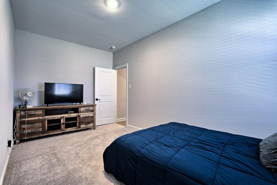Furnished interior view inside a new home in Wedgewood Forest, Conroe (Image 16). Furnished interior view inside a new home in Wedgewood Forest, Conroe (Image 16).