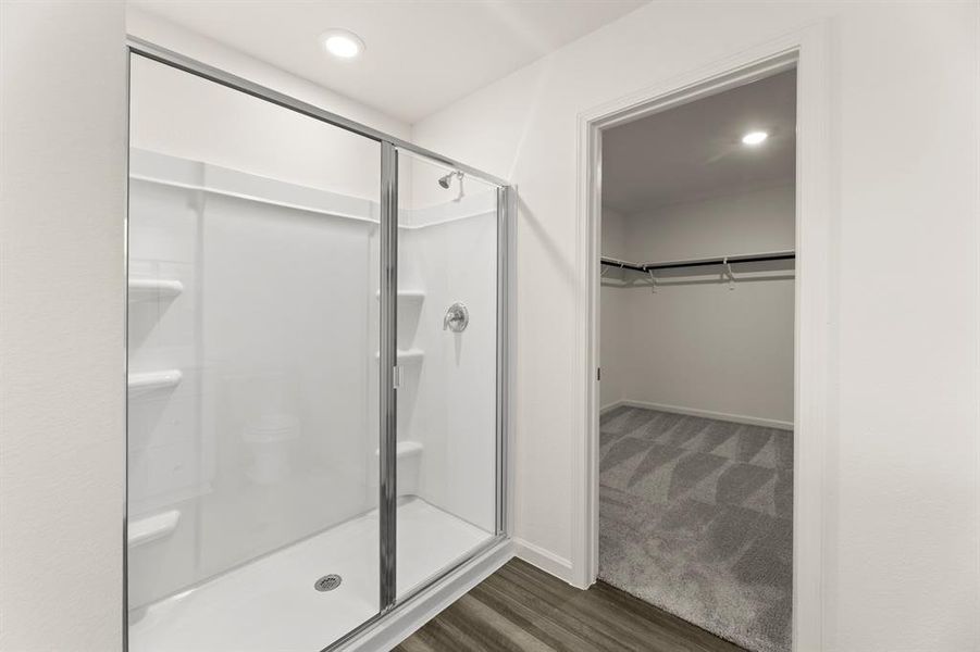 17. 813 Lexington - Bath (2) 17. 813 Lexington - Bath (2)