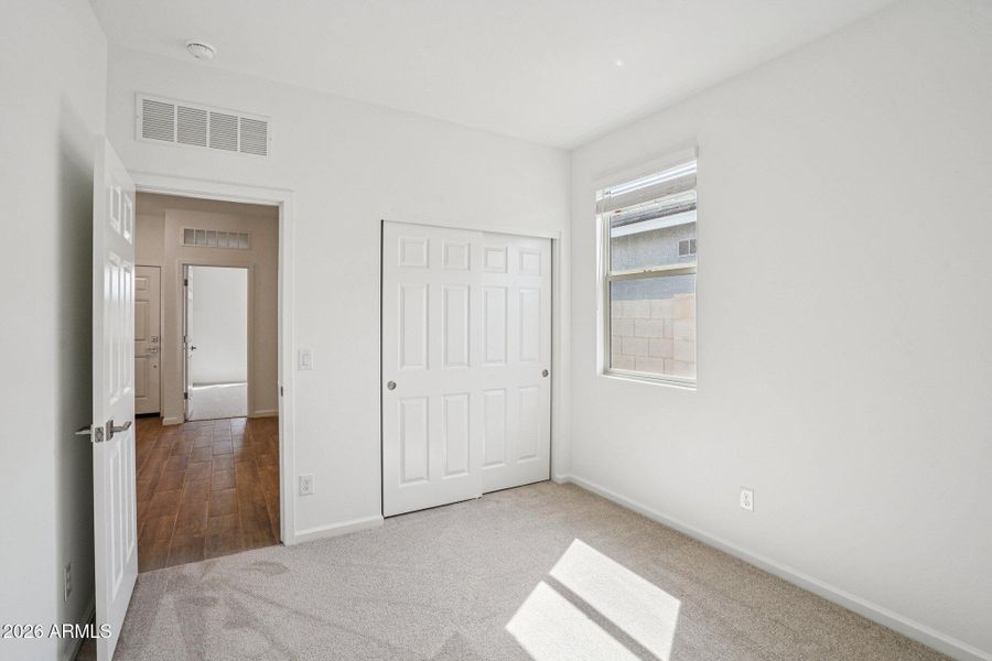 19-web-or-mls-W Kenner Dr-S1004-019