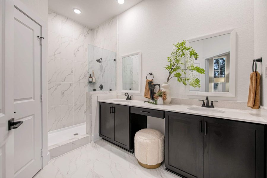Furnished interior view inside a new home in Santa Rita Ranch, Liberty Hill (Image 15).