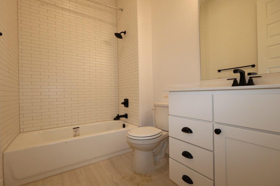 Image 14 of a home in Arbor Collection At Park Central.