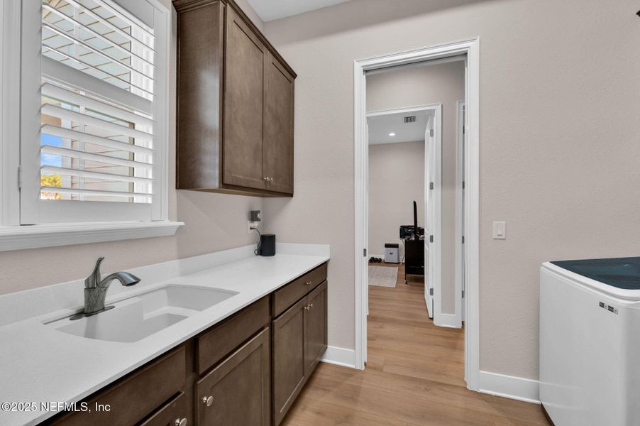 Furnished interior view inside a new home in Seven Pines, Jacksonville (Image 50). Furnished interior view inside a new home in Seven Pines, Jacksonville (Image 50).