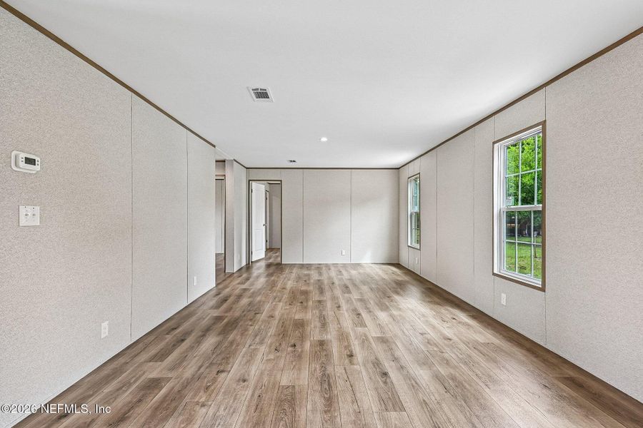 Spacious, unfurnished interior of a new home in , Starke (Image 31).