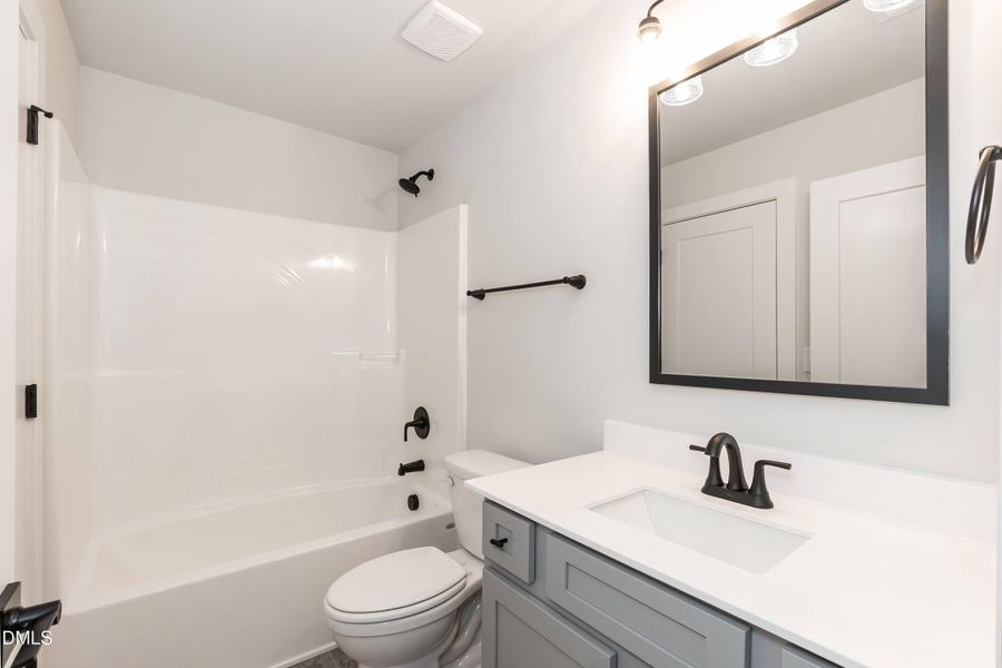 Bathroom 02