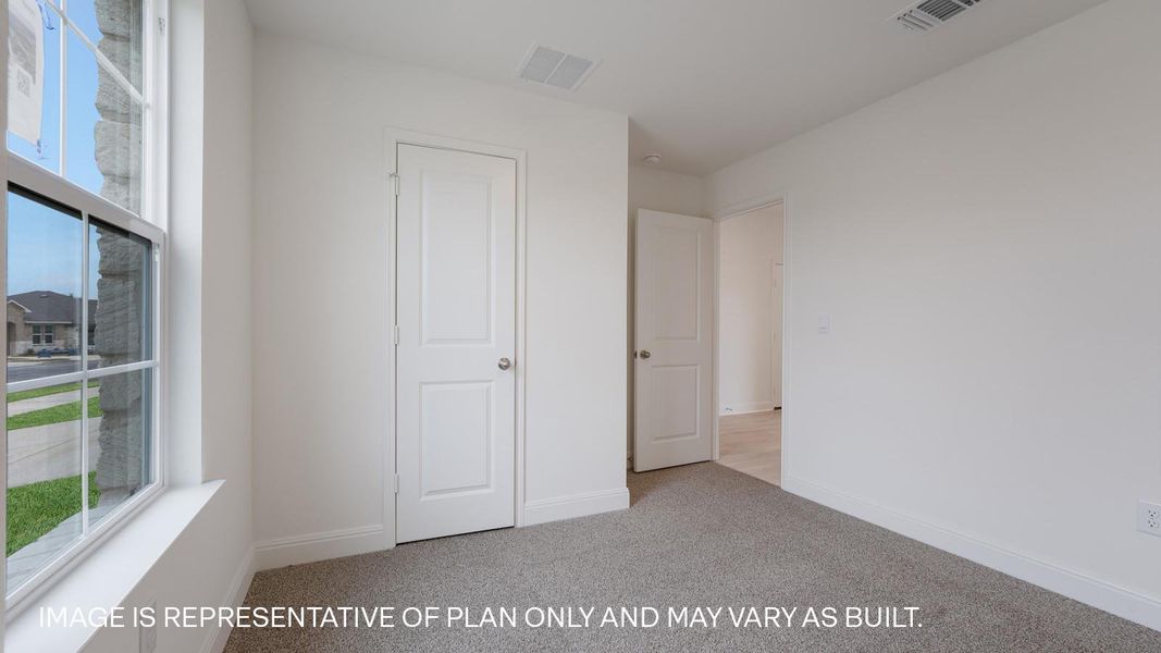 Spacious, unfurnished interior of a new home in Prairie Lakes, Buda (Image 13).