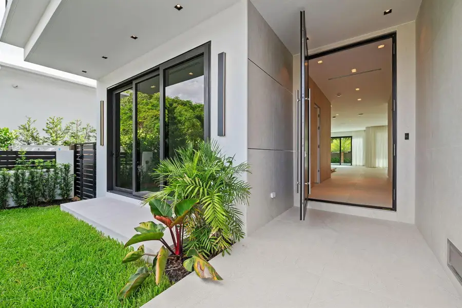 7-web-or-mls-607-ne-17th-ave