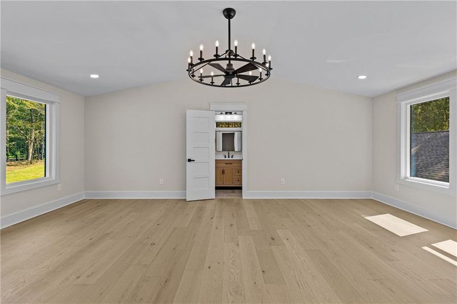 Spacious, unfurnished interior of a new home in , Monroe (Image 71).