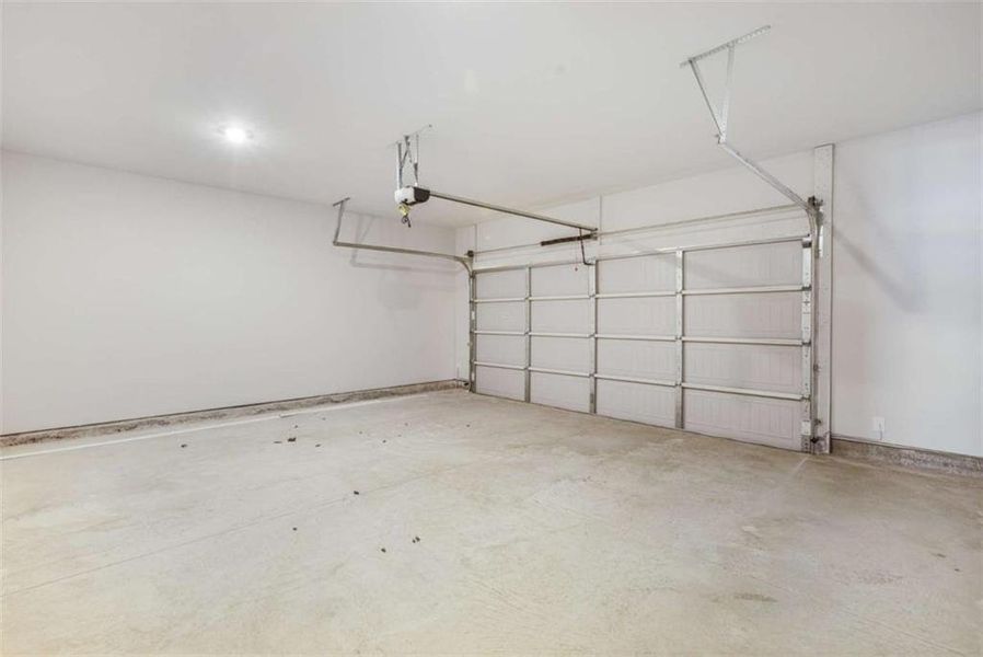 Spacious, unfurnished interior of a new home in , Conyers (Image 21). Spacious, unfurnished interior of a new home in , Conyers (Image 21).