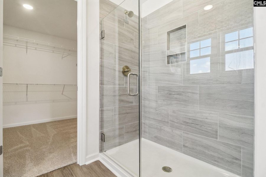 Colors and options may be different in ACTUAL house.