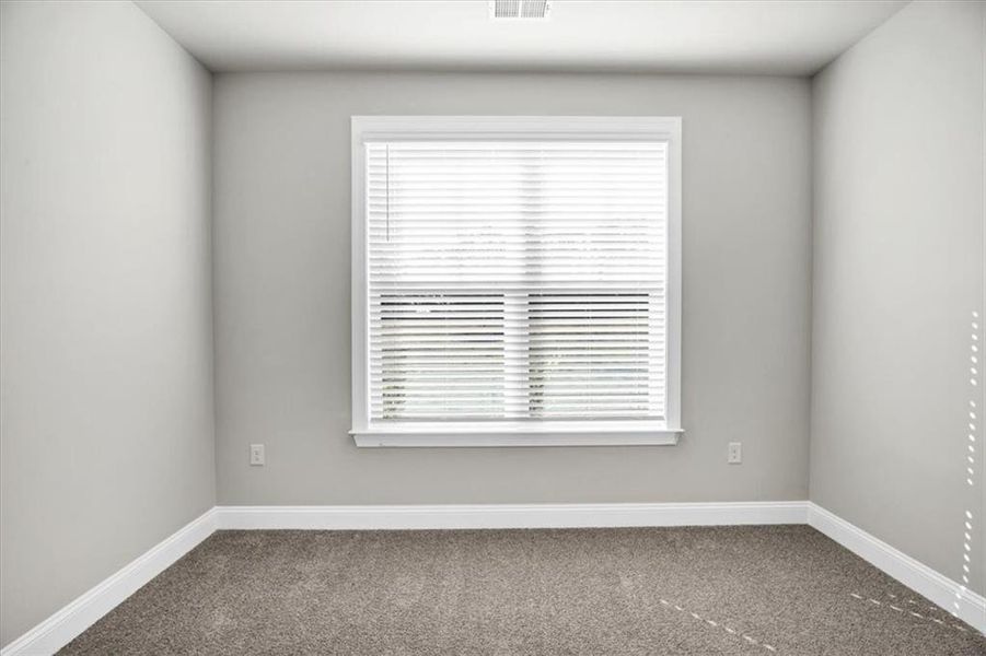 Spacious, unfurnished interior of a new home in Tuscany Hills, Douglasville (Image 26).