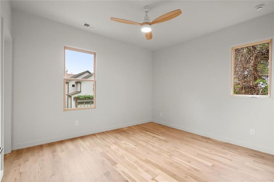 Spacious, unfurnished interior of a new home in , Atlanta (Image 44).
