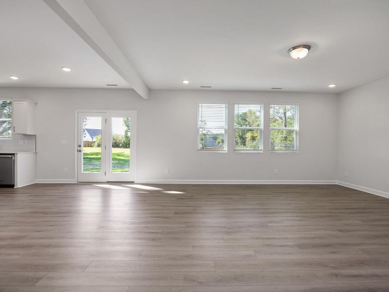 Spacious, unfurnished interior of a new home in Wellers Knoll, Lillington (Image 15).