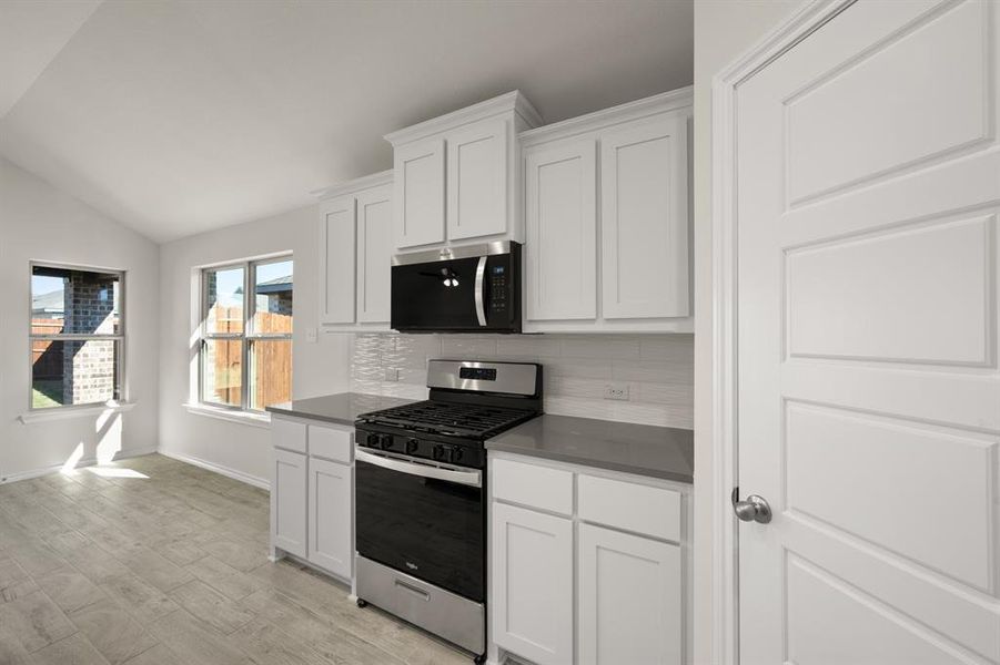 304 Comanche- Kitchen-2