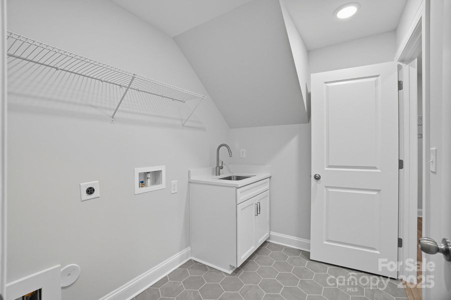 Spacious, unfurnished interior of a new home in Heritage - 55+ Community, Indian Trail (Image 26).