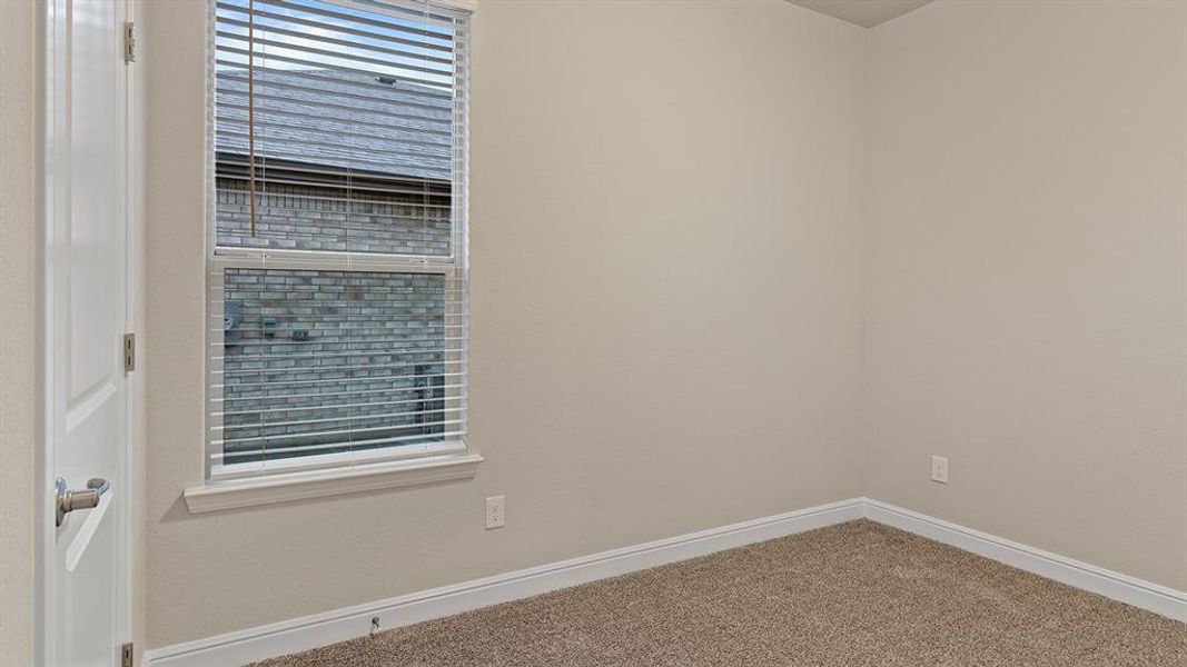 Spacious, unfurnished interior of a new home in Parkerville Meadows, DeSoto (Image 19).