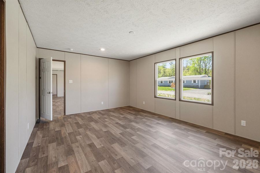 Spacious, unfurnished interior of a new home in , Old Fort (Image 17).