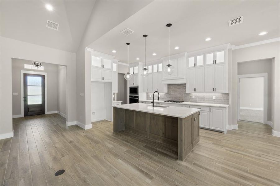 1004 Arbor Hills-  Kitchen-2