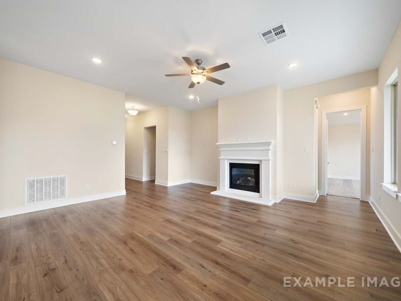 Representative unfurnished interior of a home built from the The Diana A by Davidson Homes LLC in Lago Mar, Texas City (Image 28).