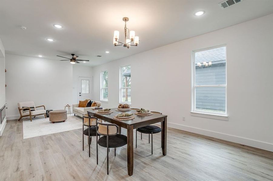 Furnished interior view inside a new home in , Fort Worth (Image 14). Furnished interior view inside a new home in , Fort Worth (Image 14).