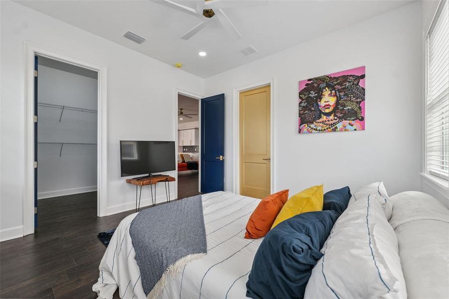 Furnished interior view inside a new home in , Hudson (Image 44).