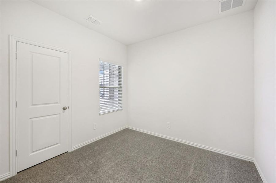 Spacious, unfurnished interior of a new home in Parks at Foster Crossing - Spring Series, Anna (Image 28).