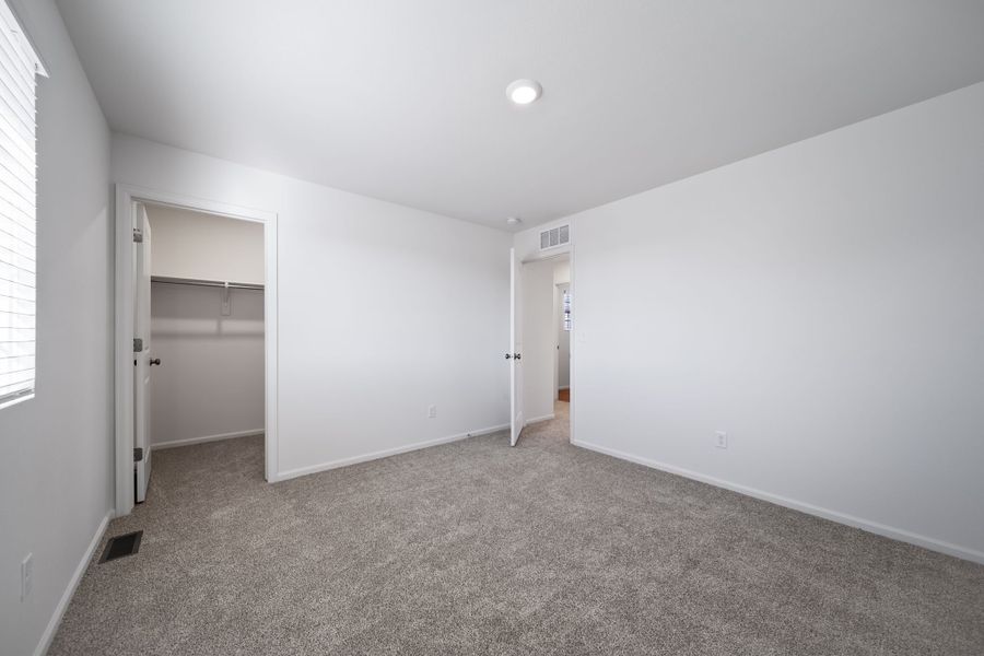 Spacious, unfurnished interior of a new home in Thompson River Ranch, Johnstown (Image 24). Spacious, unfurnished interior of a new home in Thompson River Ranch, Johnstown (Image 24).