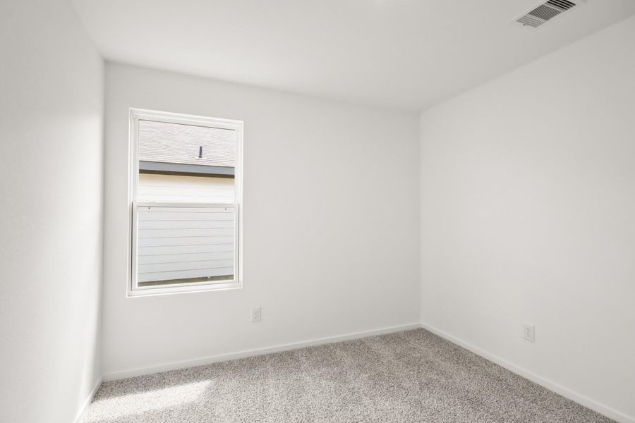 Spacious, unfurnished interior of a new home in Sunset Valley, Hockley (Image 10).
