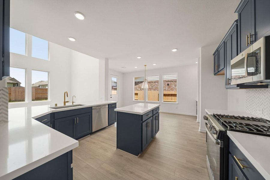 Note: Sample product photo. Actual exterior and interior selections may vary by homesite. Photo may be virtually staged