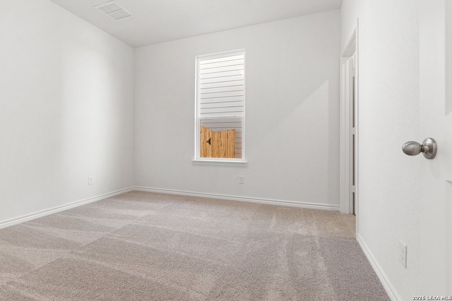 Spacious, unfurnished interior of a new home in Punta Verde, Converse (Image 16).