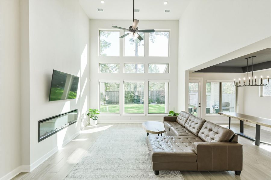 Furnished interior view inside a new home in The Woodlands Hills – 55', Willis (Image 13).